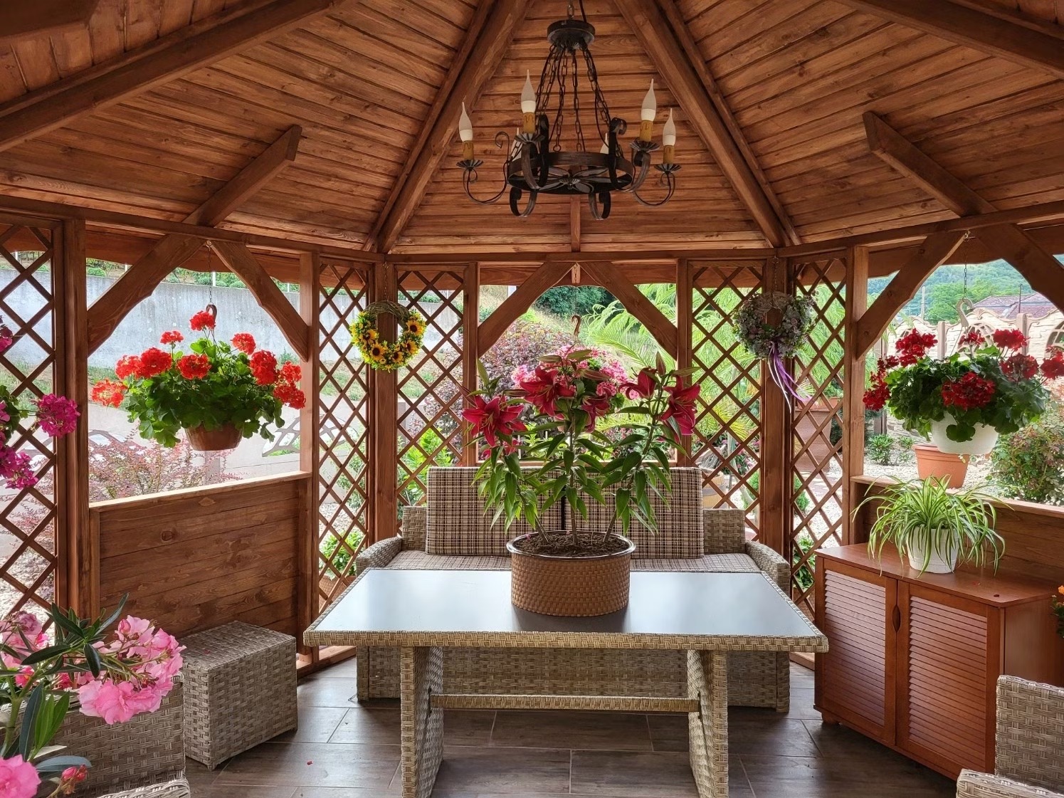 záhradný drevený altánok 4x4